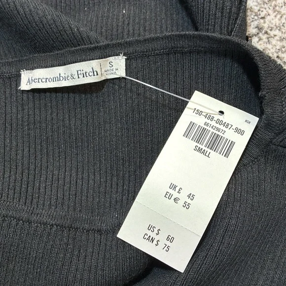 NWT Abercrombie and Fitch Asymmetrical Button Sweater Tank Black Sz S - Picture 7 of 9